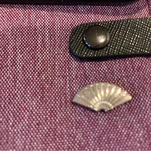 NWOT Mandarin Oriental Clutch Purse - Picture 3 of 9